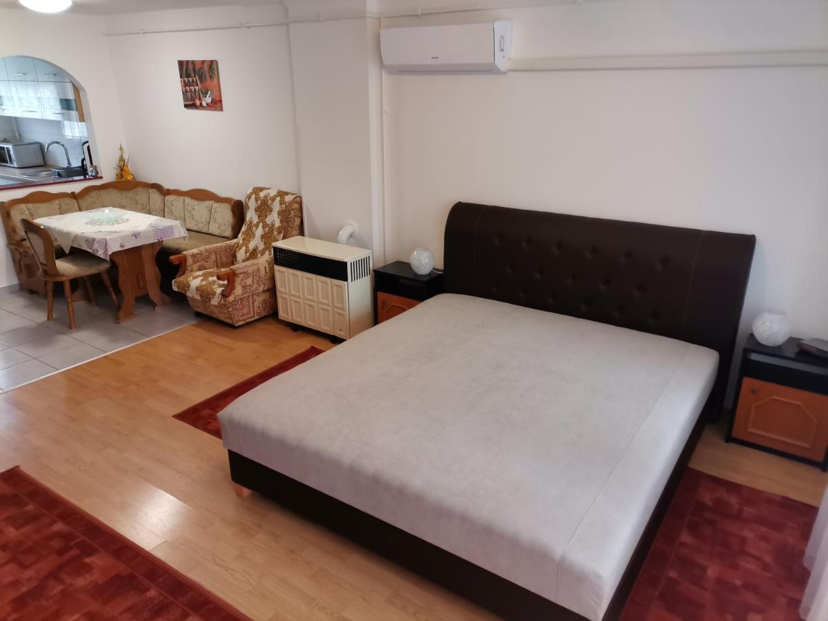 Aida Apartman Harkan Exterior foto