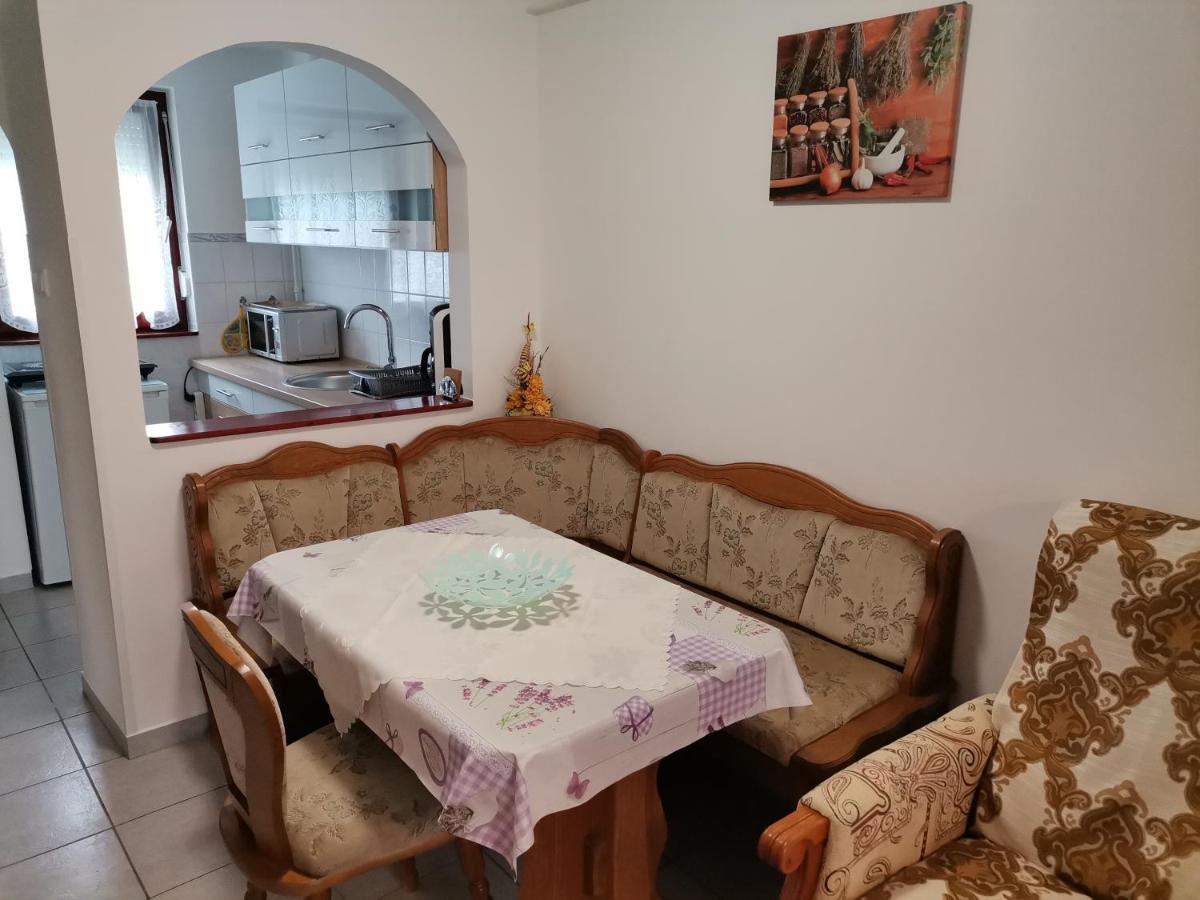 Aida Apartman Harkan Exterior foto