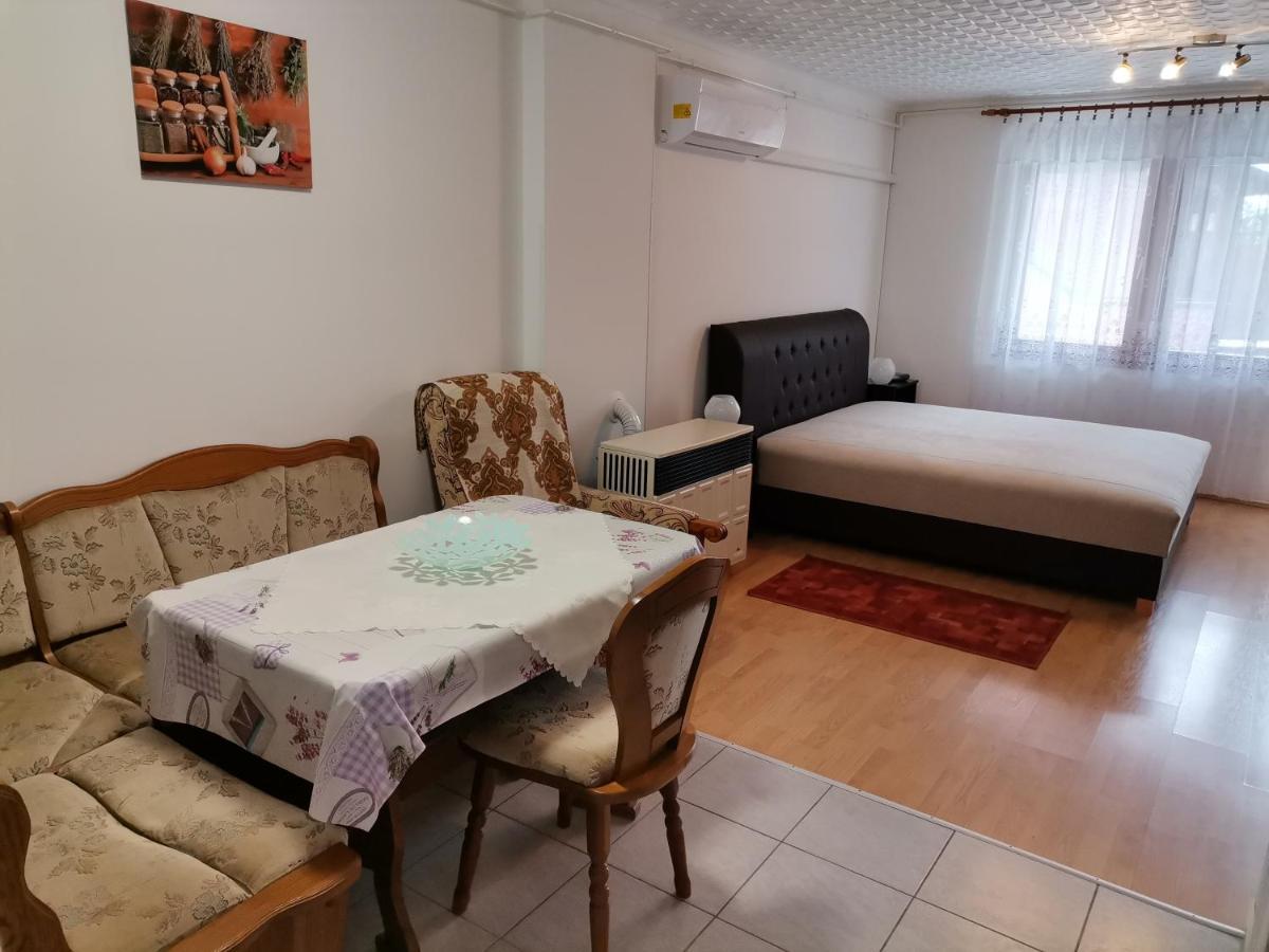 Aida Apartman Harkan Exterior foto